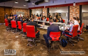 The Office Pile Round Tabel